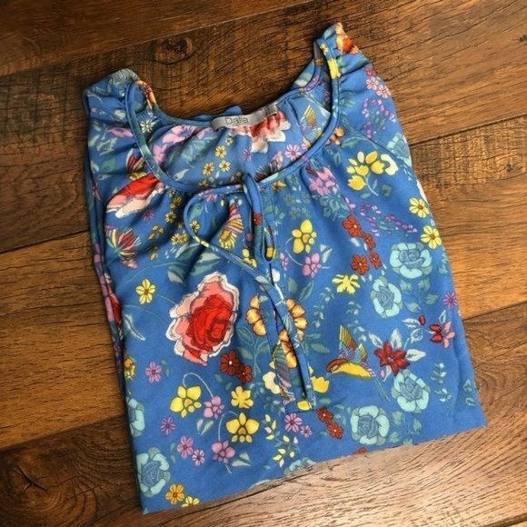 Dalia Floral Keyhole Tie Boho Top - Size L - Picture 7 of 7